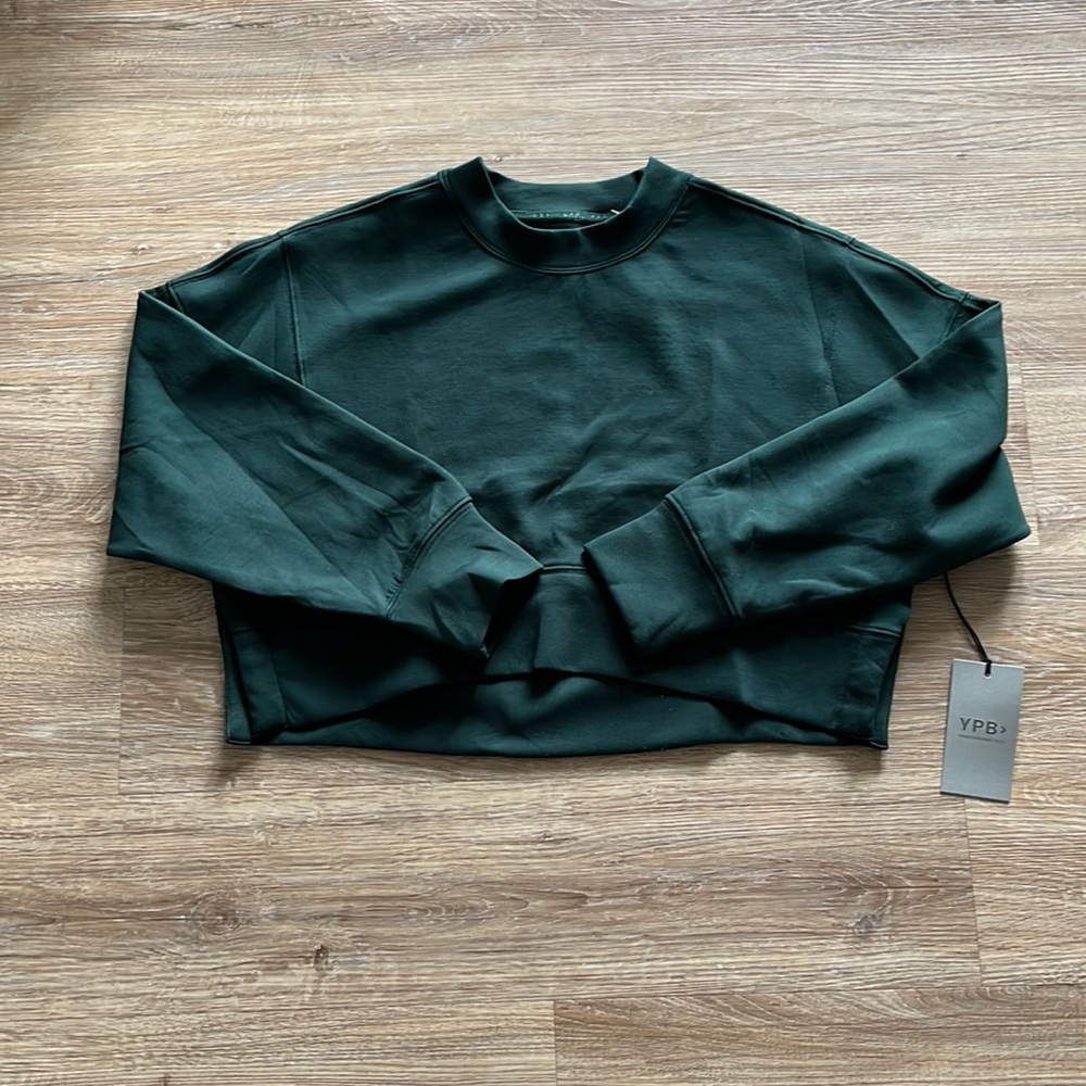 Abercrombie YBP Cropped Sweatshirt XXS